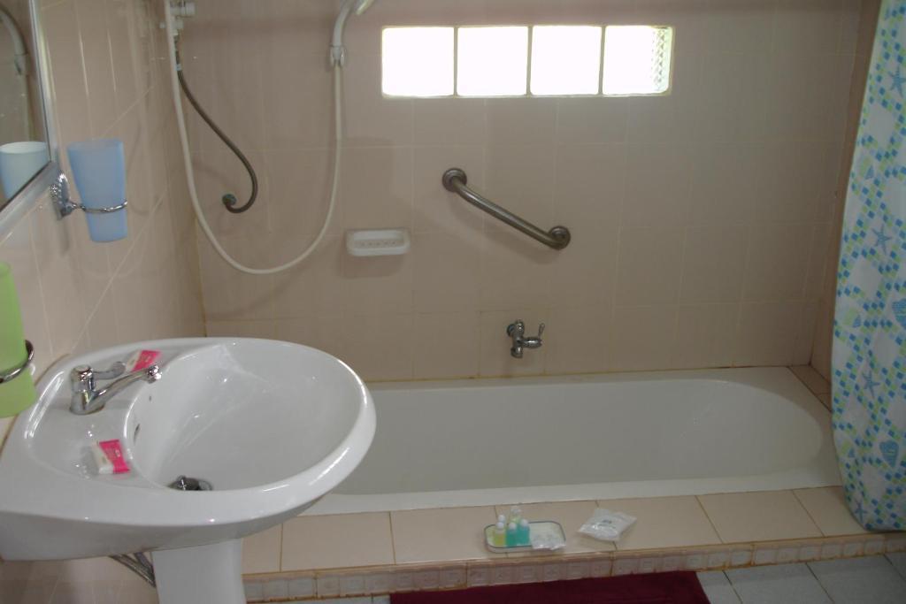 Home Stay Stc Bed And Breakfast Udon Thani Quarto foto